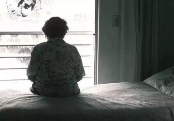 把父母送养老院是不孝顺？这位老人道出了心里话……